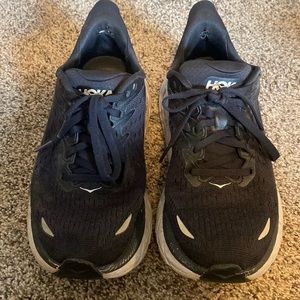 HOKA Clifton 8